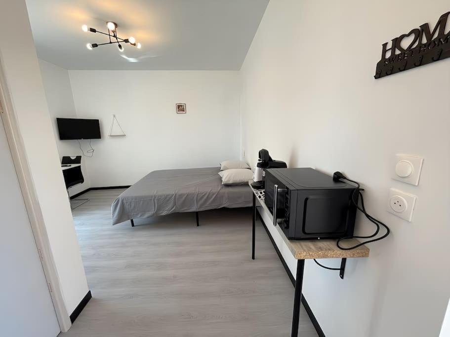 Studio B2 20M2 Cosy 5Min A Pied Des Gares Роан Экстерьер фото